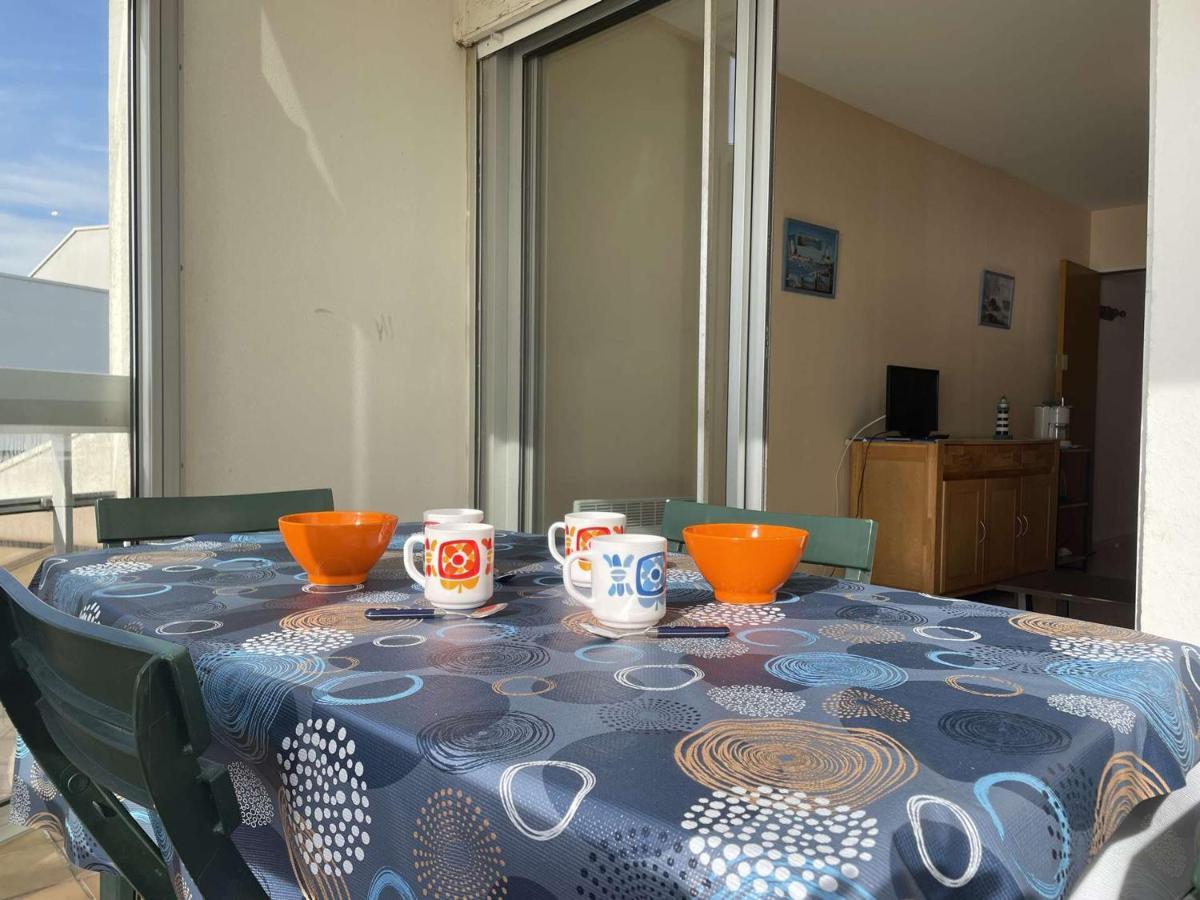 Appartement 2 Pieces Avec Balcon Et Parking A Saint-Gilles-Croix-De-Vie - Fr-1-224-39 Eksteriør bilde