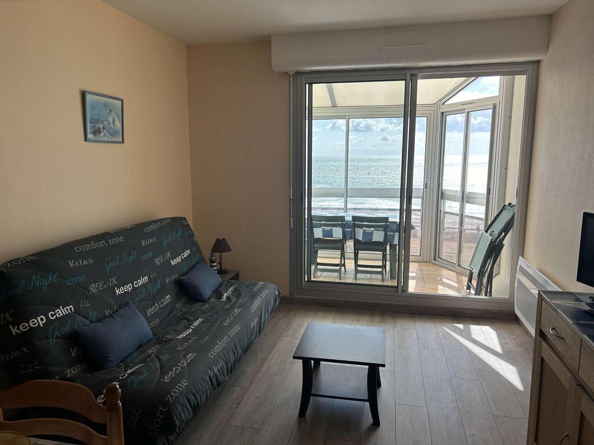 Appartement 2 Pieces Avec Balcon Et Parking A Saint-Gilles-Croix-De-Vie - Fr-1-224-39 Eksteriør bilde